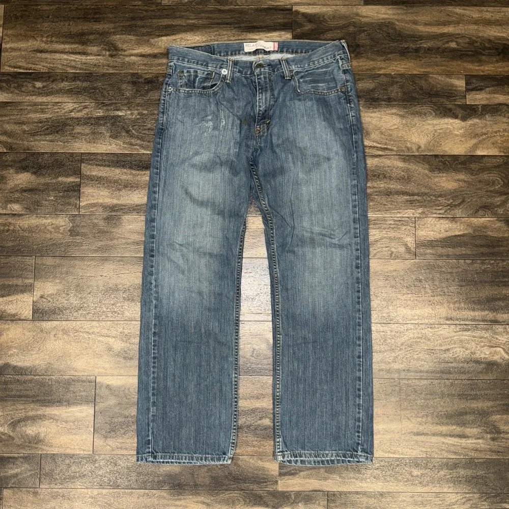 Vintage Levi's 559 Relaxed Fit Straight Leg Medium Wash Denim Jeans Men's 34x30